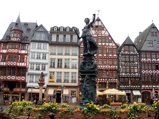 MUNICH, RUTA ROMANTICA, SELVA NEGRA Y ALSACIA