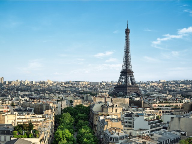 PARIS, LONDRES, PAISES BAJOS, ALEMANIA Y EL ESTE EUROPEO